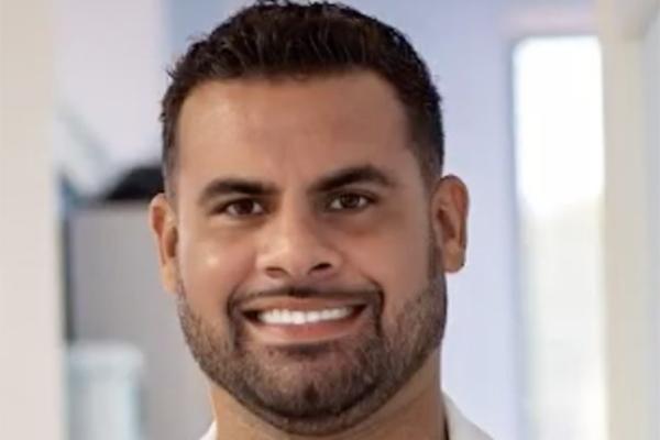 How Dental Crowns Are Bonded To A Tooth